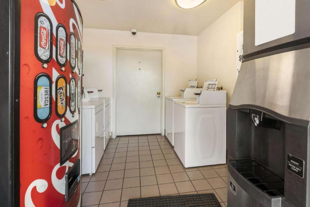 Best Western Frontier Motel Lone Pine Exterior foto